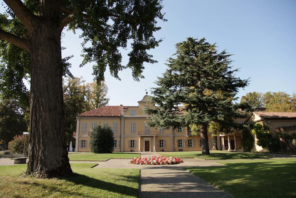 Bricco Pogliani Hotel Castell'Alfero Exterior photo